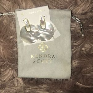 Kendra scott Didi earrings